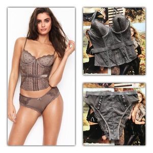 NWT Very Sexy corset and panty set